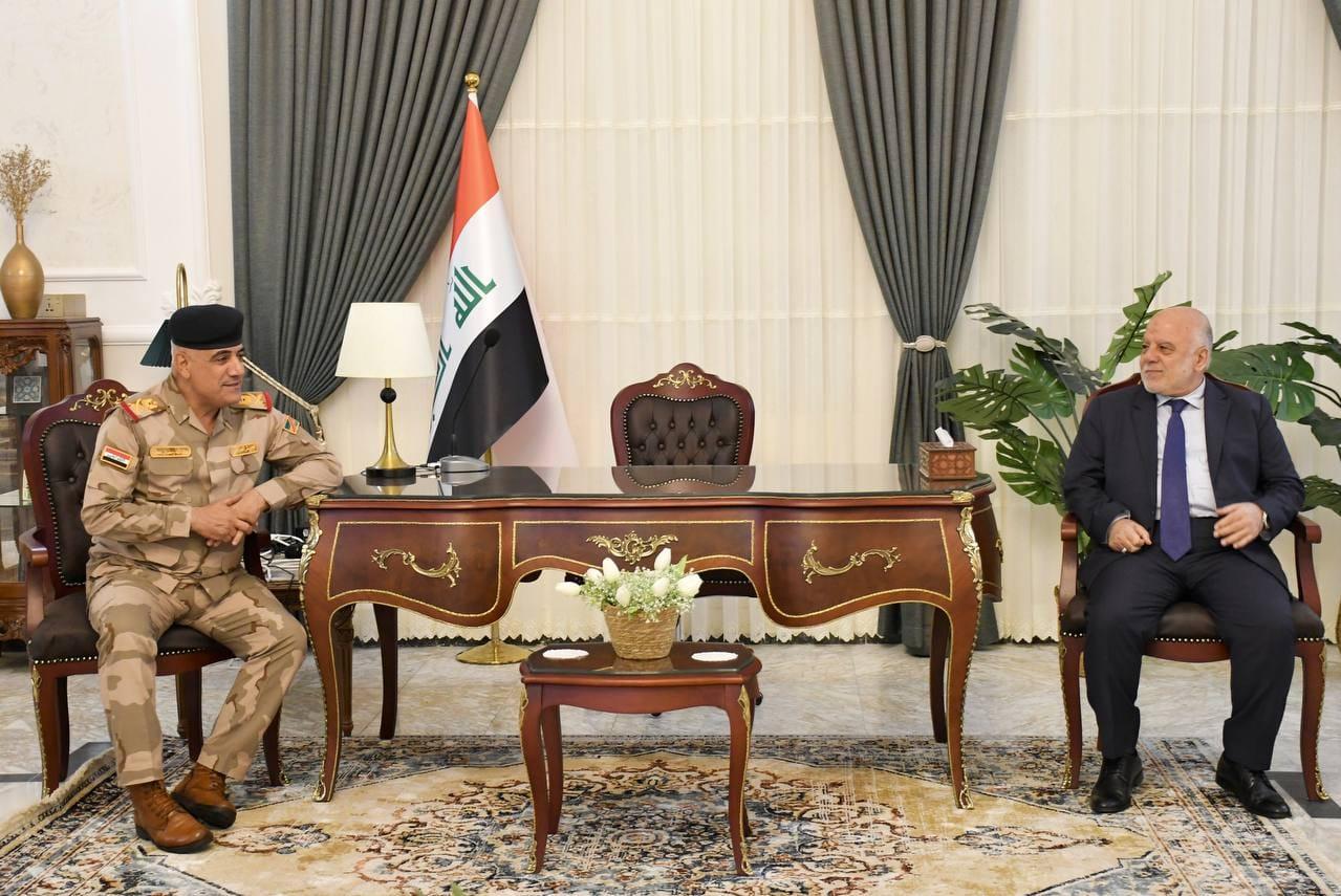 الدكتور العبادي يلتقي قائد عمليات نينوى اللواء الركن عبد الله الجبوري