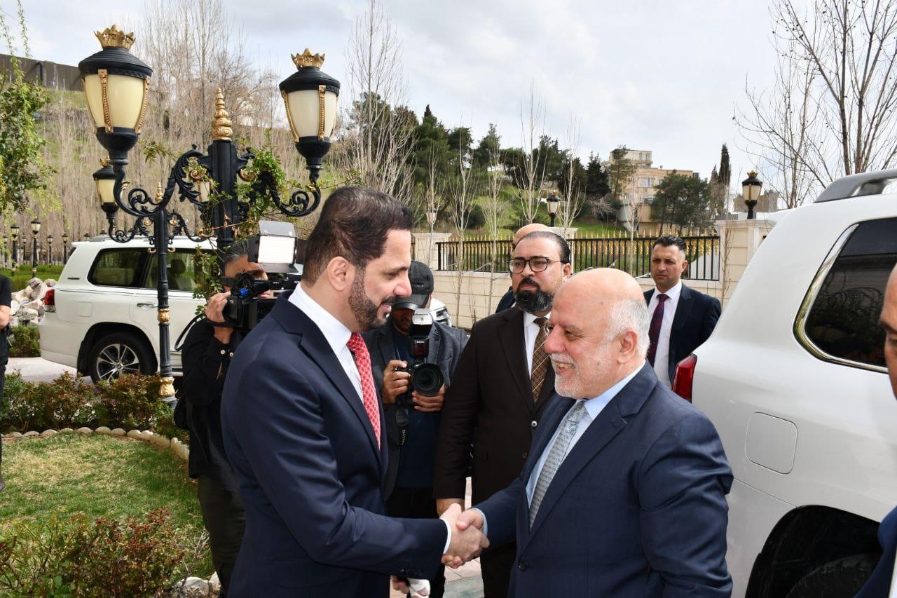 الدكتور حيدر العبادي يلتقي رئيس حراك الجيل الجديد السيد شاسوار عبد الواحد
