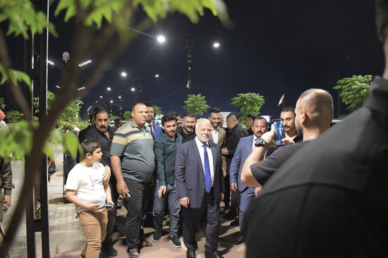 الدكتور حيدر العبادي يتجول في مدينة الموصل ويلتقي أهلها