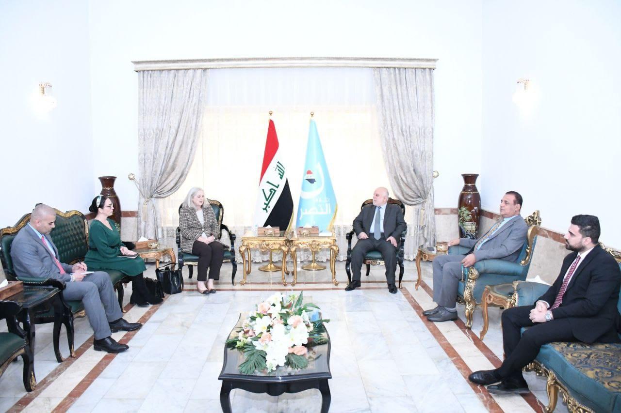 الدكتور حيدر العبادي يستقبل السفيرة الأمريكية في بغداد