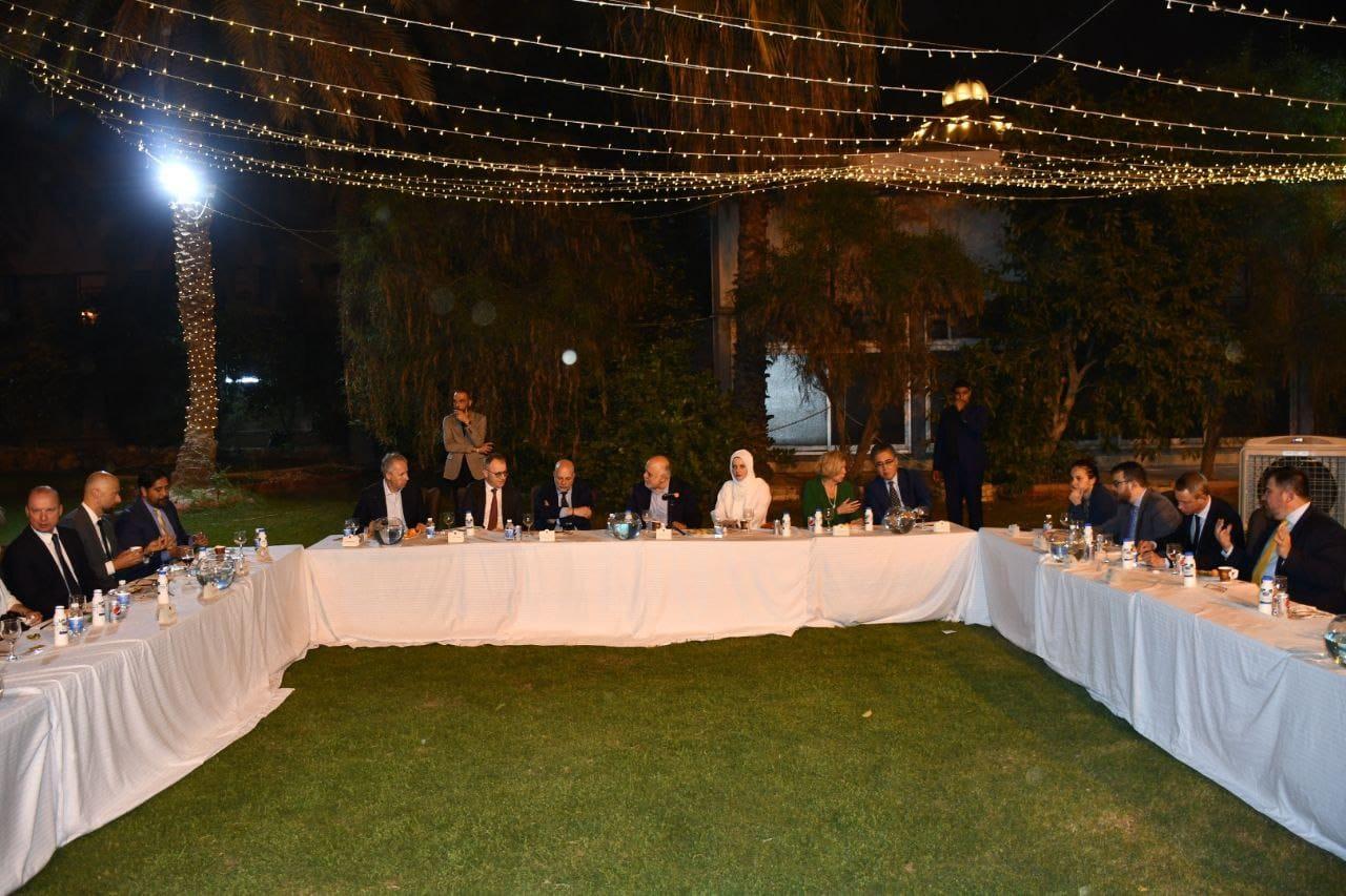 الدكتور حيدر العبادي يستقبل عدداً من رؤساء البعثات الدبلوماسية الدولية في العراق