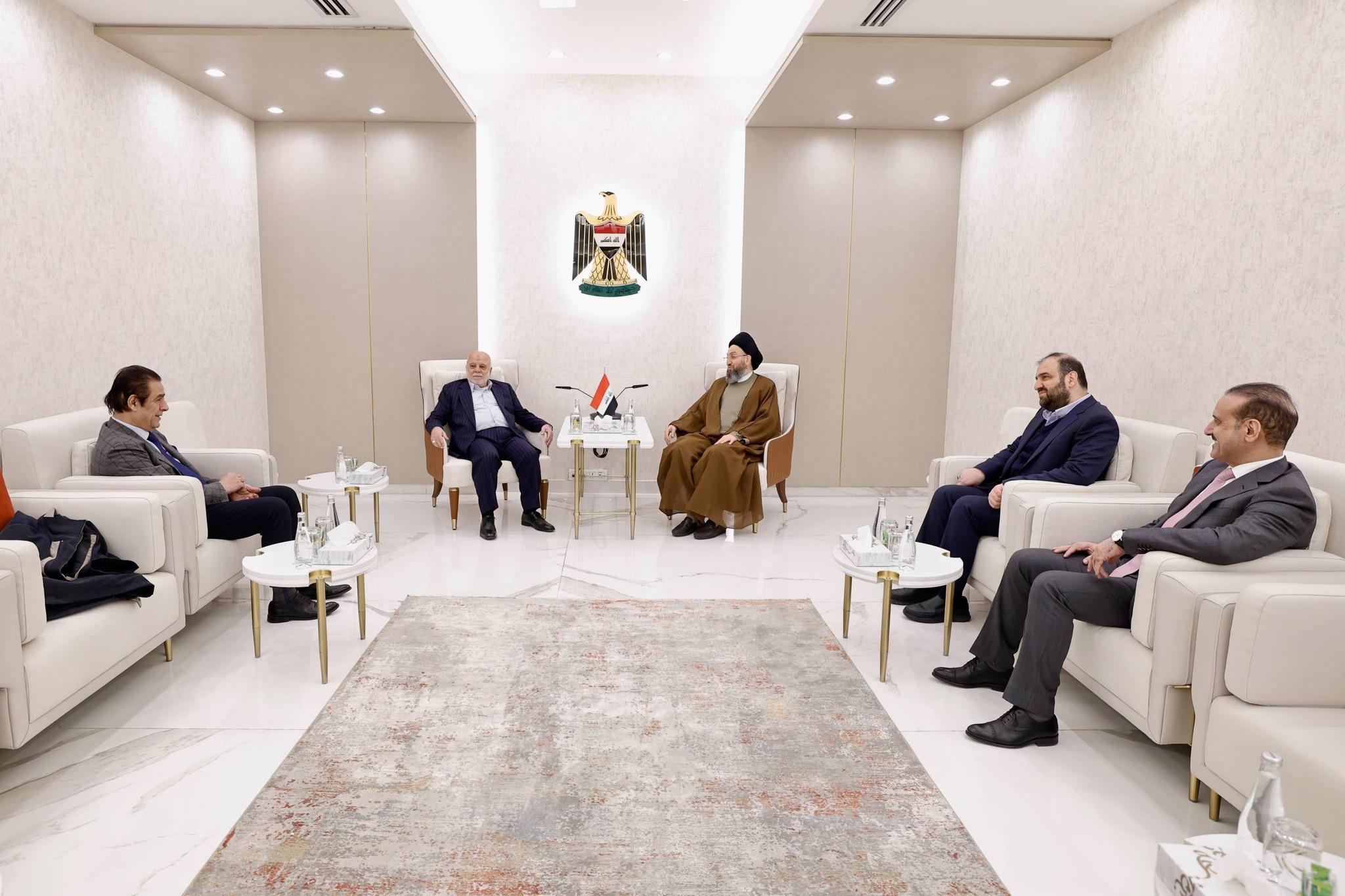 الدكتور حيدر العبادي يلتقي سماحة السيد عمار الحكيم