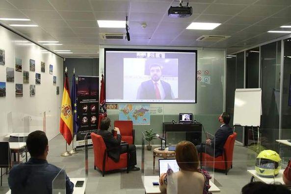 وەندی: عەبادی لەڕێگەی حوکمڕانی ژیرەوە (الحکم الرشید) توانی قەیرانەکان تێپەڕێنێت