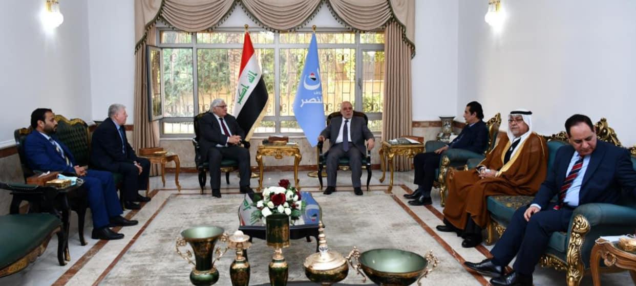 دکتۆر عەبادی بەجیا لەگەڵ هەریەک لە شاندی حیزبی شیوعی عیڕاقی و سەرکردەی فراکسیۆنی سەنەدی پەرلەمانی کۆ