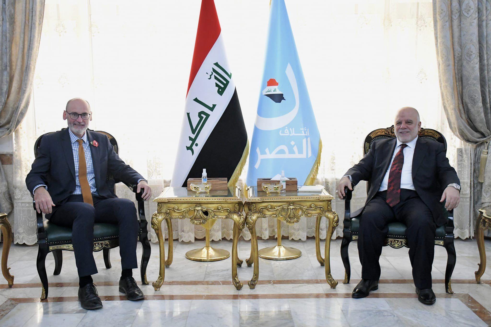 الدكتور العبادي يستقبل السفير البريطاني في بغداد السيد ستفين هيتشن
