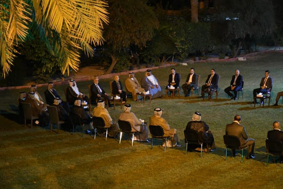 الدكتور العبادي يستقبل شيوخ ووجهاء بغداد ويؤكد: أن العراقيين الذين حققوا النصر على داعش قادرون على ا