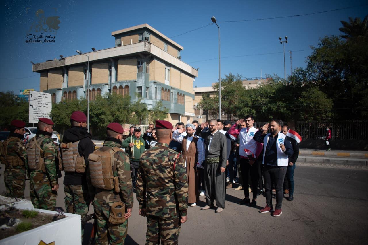 طلبة وشباب النصر يجوبون شوارع بغداد إحتفالاً بالذكرى المئوية لتأسيس الجيش العراقي